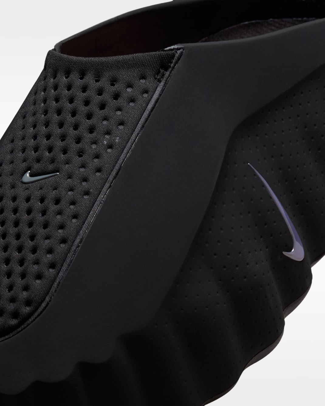 Nike Mind 001 Men's Pregame Mules